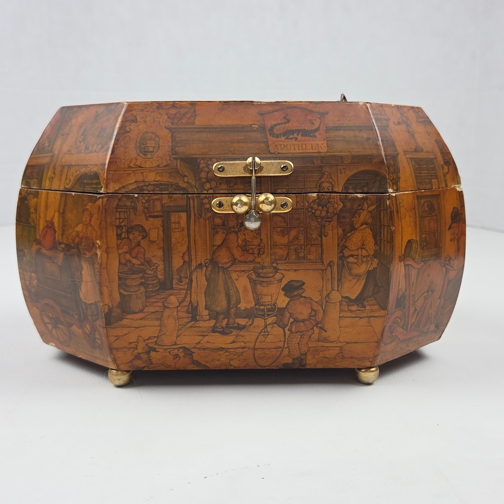 1970s Cottagecore Anton Pieck Decoupage Wood Octagon Jewelry Box Chest